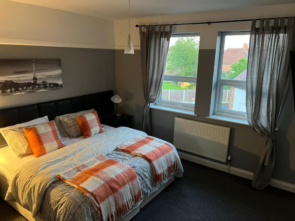 Upton Arms Hotel Pontefract Eksteriør billede