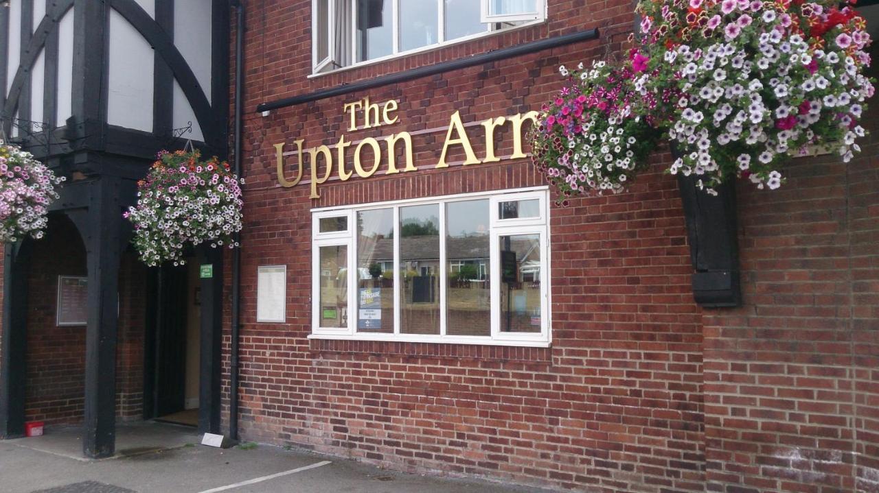 Upton Arms Hotel Pontefract Eksteriør billede